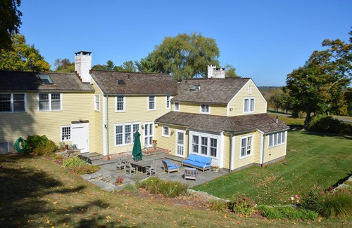 Washington Other | Large family compound , guest house, barn, pool on 13 acres
