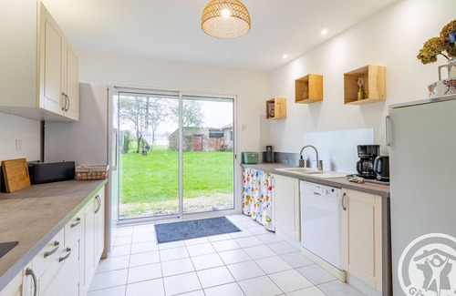 Les Cerqueux Cottage | Large family cottage near Puy du Fou, wifi, pets allowed, garden
