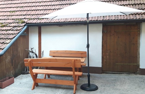 Hirschbach Apartment | Large, family-friendly vacation apartment in the beautiful village center