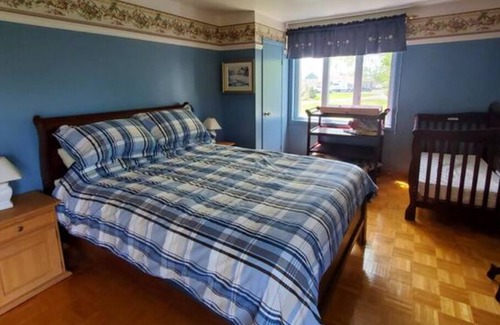 Caplan House | Large family home