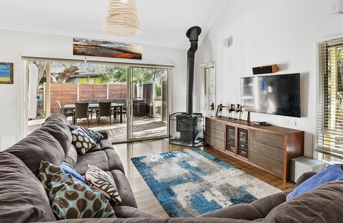 Anglesea House | Large Family Home Sum