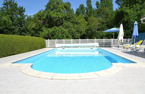 Cherigne House | Large family house with heated pool