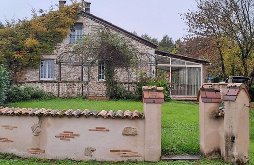 Montazeau House | Large gîte in the heart of nature Sleeps 15 Pets welcome 17€