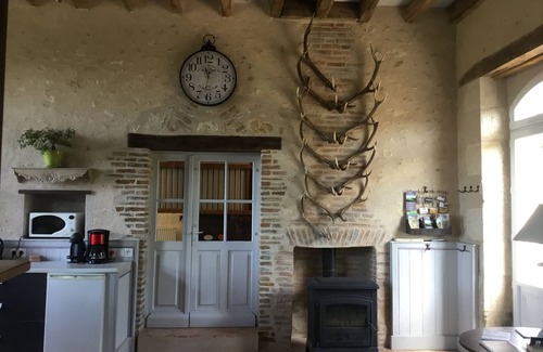 Prissac House | Large holiday cottage Domaine de Montgenoux in Brenne