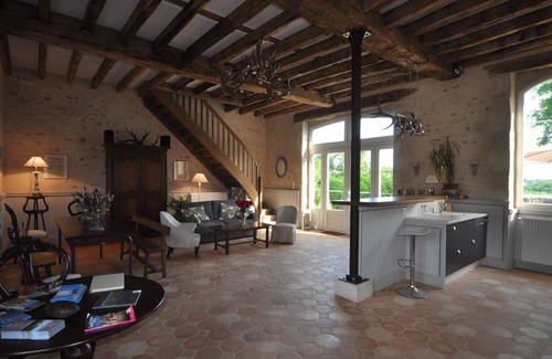 Prissac House | Large holiday cottage Domaine de Montgenoux in Brenne