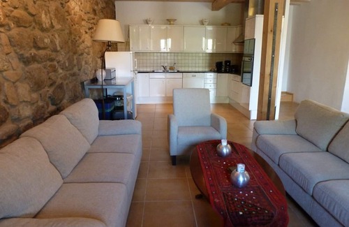 Janowice Wielkie Cottage | Large holiday home for families and groups.nWith yoga/playroom and garden
