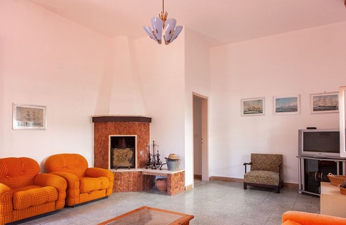 San Foca Villa | Large holiday villa with 5 bedrooms, 2 bathrooms, near the beach San Foca m130