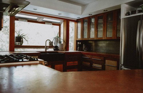 Vernon House | Large home near lakes and mountains