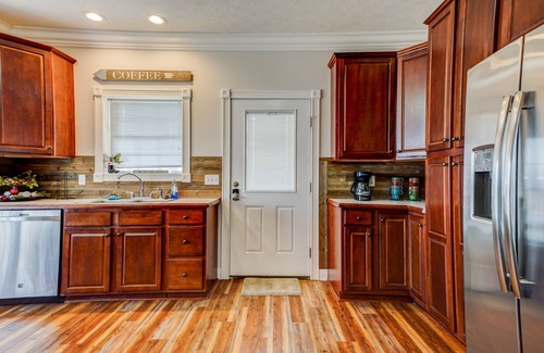 Santa Claus House | Large Home Sleeps 24 in Santa Claus 5 Mins from Holiday World with a Game Room