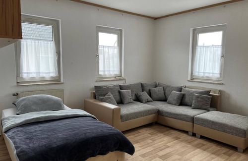 Weidhausen bei Coburg House | Large house for rent