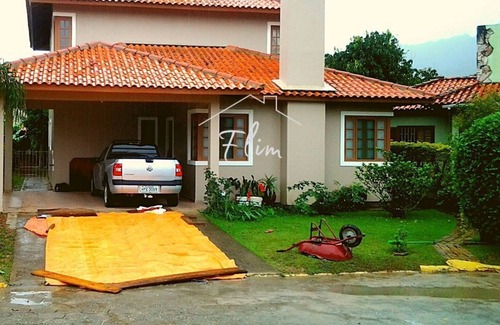 Ponta das Canas House | Large house in gated community 500mts from the beach