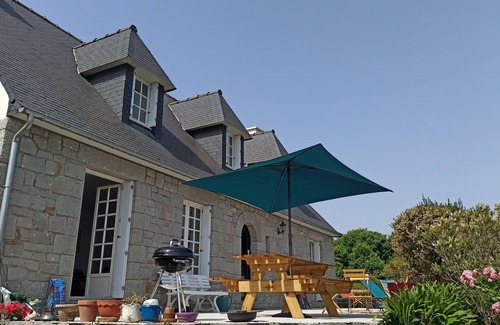 Trebeurden House | Large house, sea view, 5 minutes walk from the beach
