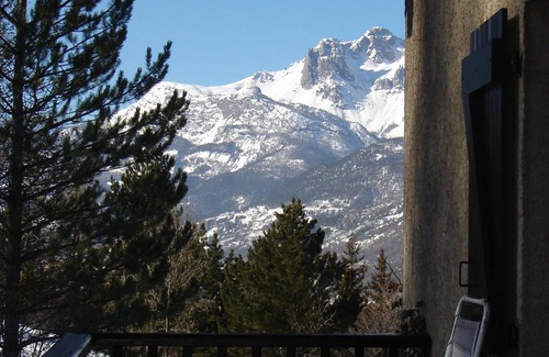 Briancon House | Large house with garden, exceptional view of the mountains and resort