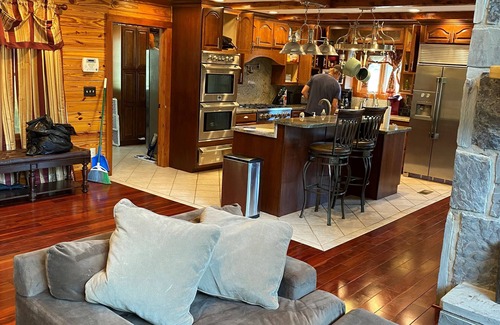 Maynardville House | Large lakefront retreat with huge dock, sun deck, kayaks and hot tub;