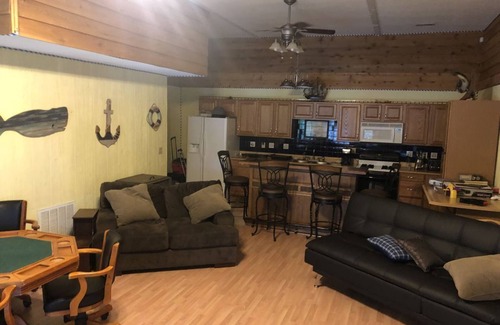 Maynardville House | Large lakefront retreat with huge dock, sun deck, kayaks and hot tub;
