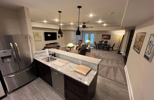 Midtown Apartment | Large Midtown basement apt + walk 2 Beltline/PCM/Piedmont Park