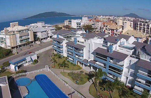 Ingleses Norte Apartment | Large penthouse with private pool facing the sea