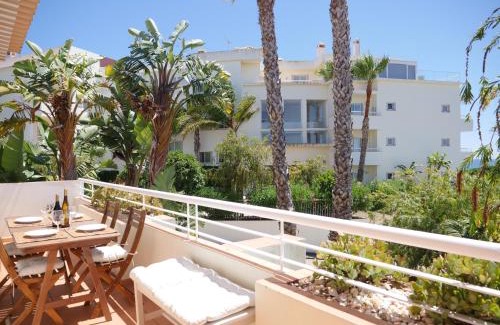 Porto de Mos Apartment | Large Penthouse Near Porto de Mos Beach With Magnificent Views In Lagos
