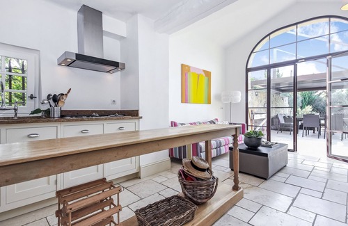 Le Plan-de-Grasse House | Large, renovated bastide in the South of France, near Valbonne