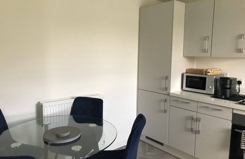 Iwade House | Large Room, 10 Min to Station