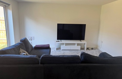 Iwade House | Large Room, 10 Min to Station