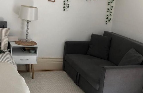 Welford House | Large room near the Leicester University & City center
