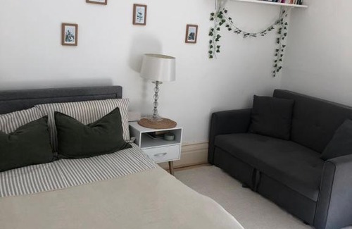 Welford House | Large room near the Leicester University & City center