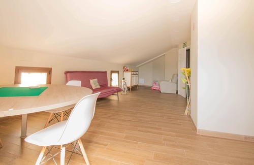 Anorbe Cottage | Large rural house for families and groups in the center of Navarra
