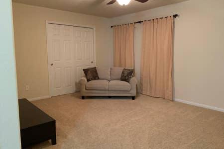 Barker House | Large, Sanitary 5 Bedroom House With A View In West Houston, Free WiFi