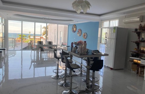 Luanda Villa | Large, spacious and clean house