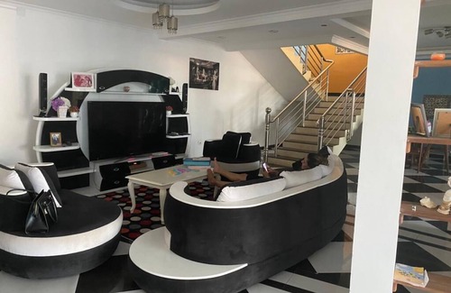 Luanda Villa | Large, spacious and clean house