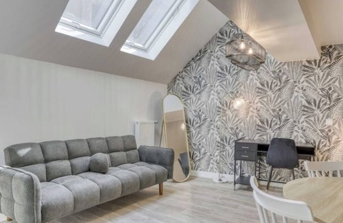 Annemasse Apartment | Large Studio 40m2 Near train station Annemasse