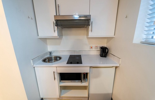 Selly Oak Apartment | Large studio close to UOB