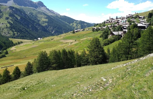 Saint-Veran Apartment | Large studio for 4 at the village entrance