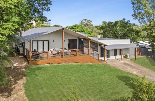 Cornubia House | Large Stylish 4BR Pet-Friendly Pool Paradise