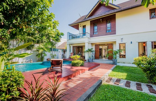 Mai Khao Villa | LARGE SURIN/BANGTAO VILLA WITH PRIVATE POOL/GARDEN