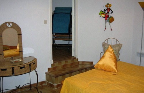L'Ile-Rousse Villa | Large three-room apartment with calm, fresh sea view
