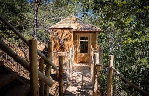 Maaseik House | Large treehouse ideal for larger families or group of friends