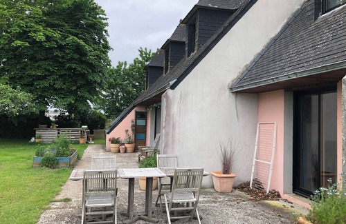 Plounevez-Lochrist House | Large unoverlooked house in wooded garden 3km from beaches
