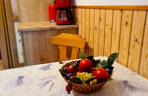 Bad Reichenhall Apartment | Large vacation apartment- 6 persons, 83sqm, 2 bedrooms, 2 balconies