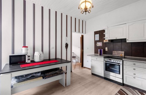 Senhals House | Large vacation home in beautiful Nehren on the Moselle