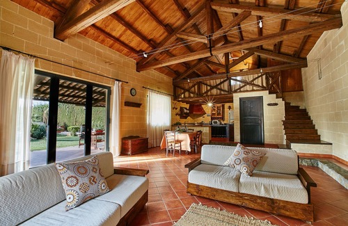 Marsala Villa | Large Villa with pool in Sicily between Marsala and Trapani 45 minutes from Palermo