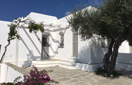 Apollonia House | Large village house in olive grove for 13 people