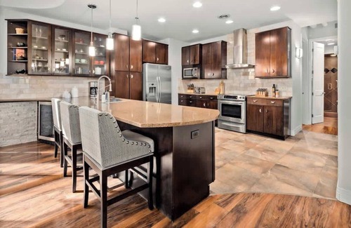 LoDo Condo | Larimer Square Luxury | Office | Downtown Hub