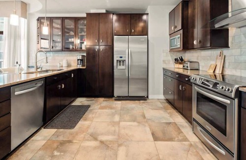 LoDo Condo | Larimer Square Luxury | Office | Downtown Hub