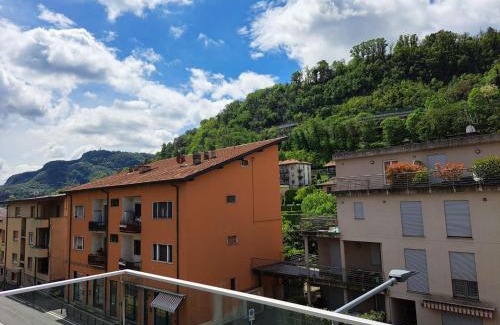 Como Apartment | Lario Suite Apartments by Quokka 360 - With parking Next to Como City