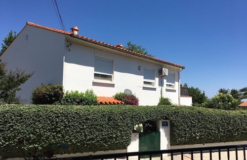Laroque-des-Alberes Apartment | Laroque des Alberes - Class 3 * Apartment with Pretty Private Garden