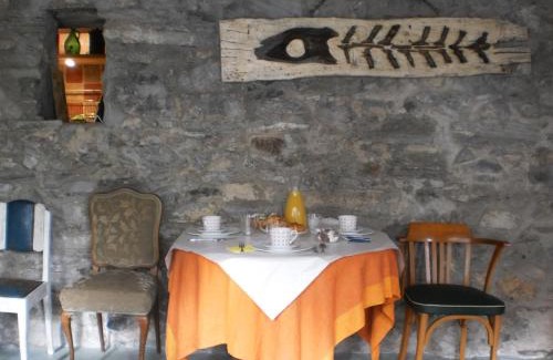 Lesaka Bed & Breakfast | Larraenea Bed and Breakfast