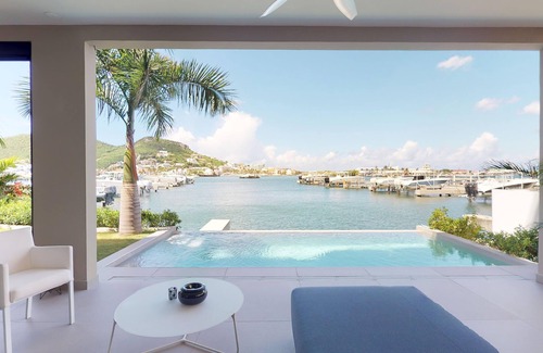 Cole Bay Apartment | Las Brisas Luxury apartment