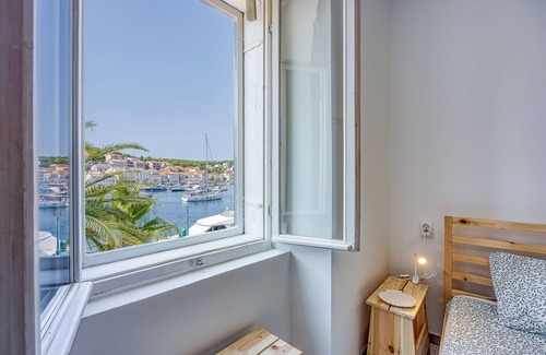 Cove Murtar Apartment | Lasta 20 Losinj Town Studio Apartment